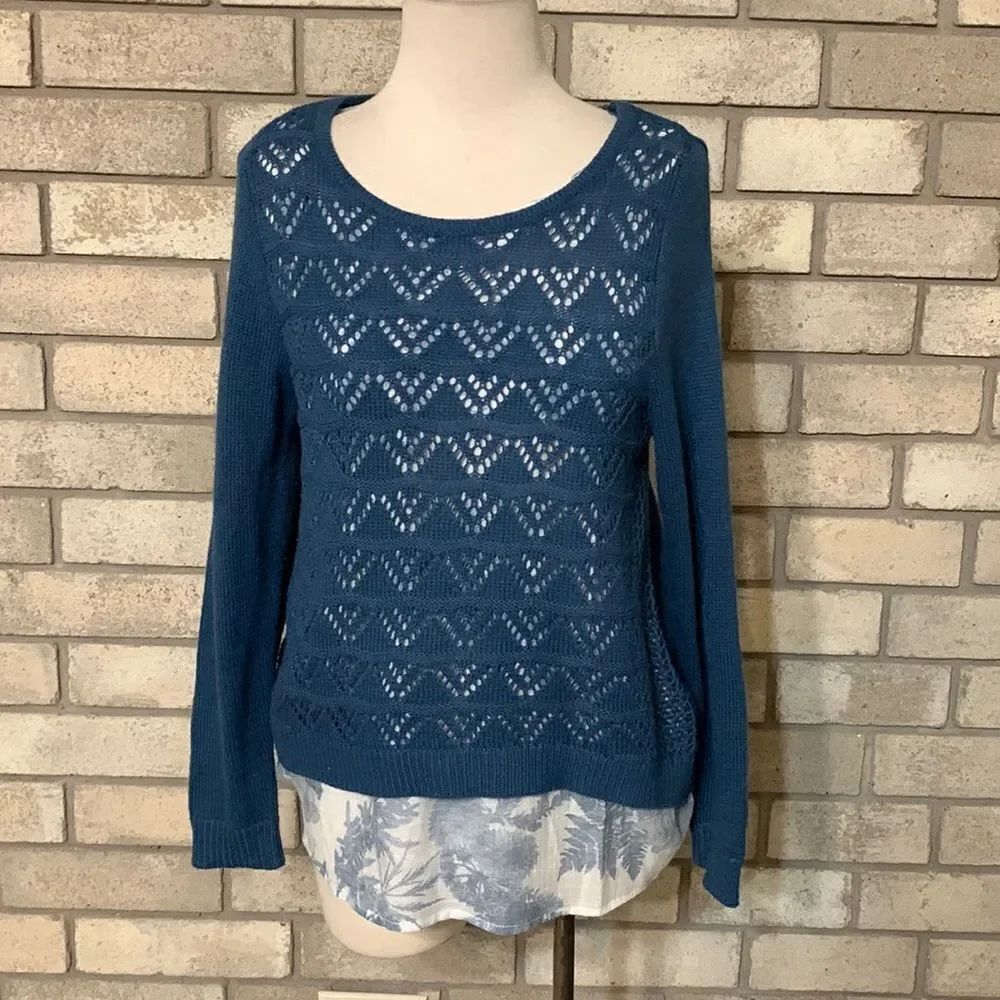 3for$20 sweater blouse small
